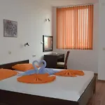 Julia Family Apartmanhotel Napospart