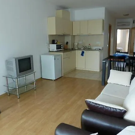 Julia Family Apartmanhotel Napospart