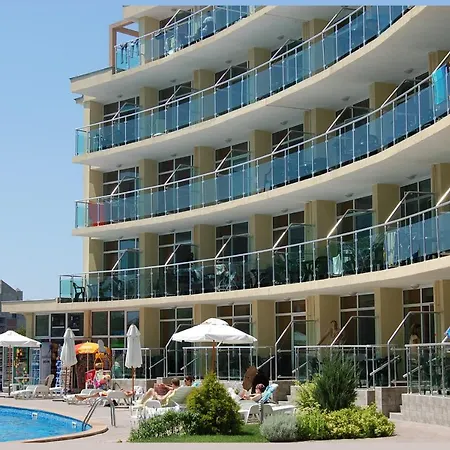 Julia Family Apartmanhotel