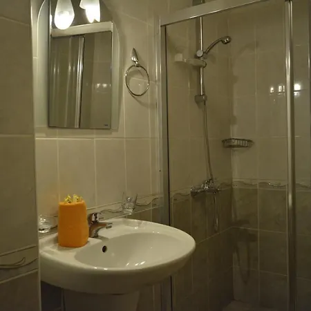 Aparthotel Julia Family 3*
