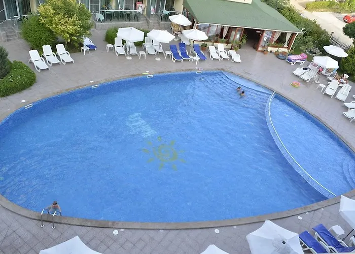 Julia Family Lägenhetshotell 3*