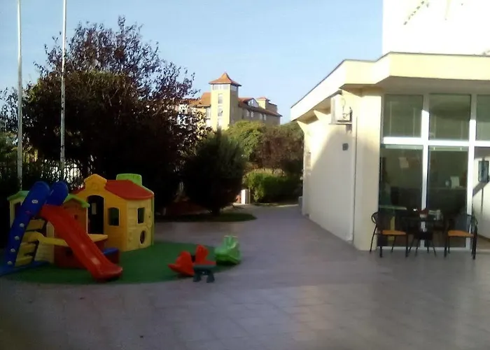 Lägenhetshotell Julia Family Slăntjev Brjag