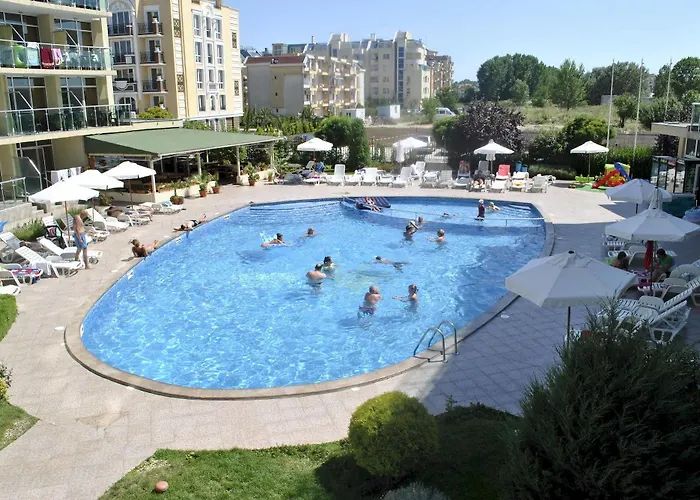 Julia Family Lägenhetshotell Slăntjev Brjag